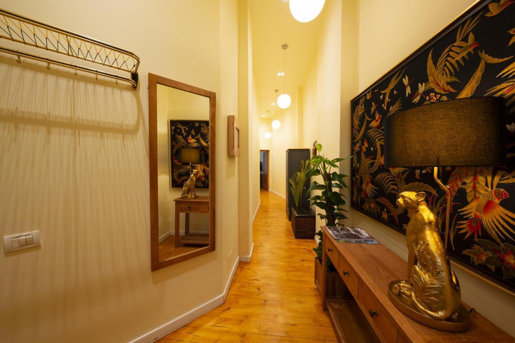 Rainforest Studio Downtown By Pretty Apartments Bucarest Esterno foto